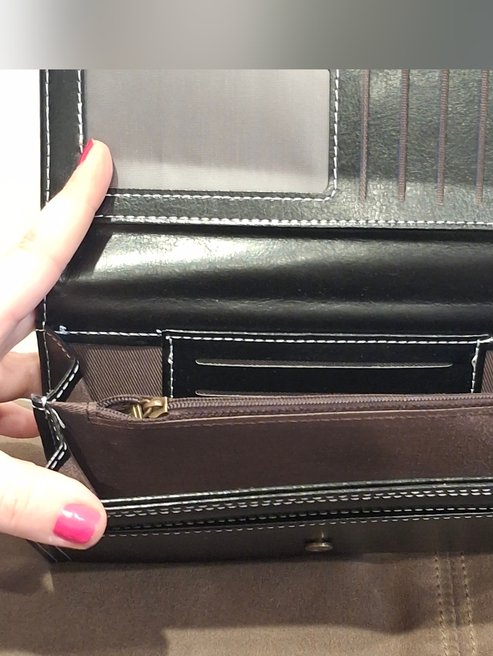 Disneys Winnie The Pooh & Piglet Wallet - Picture 5 of 7